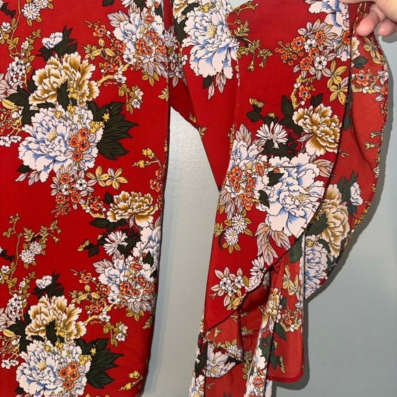 EUC Robert Rodriguez for Barneys New York Floral Butterfly Sleeve Top Size Small - Picture 5 of 8